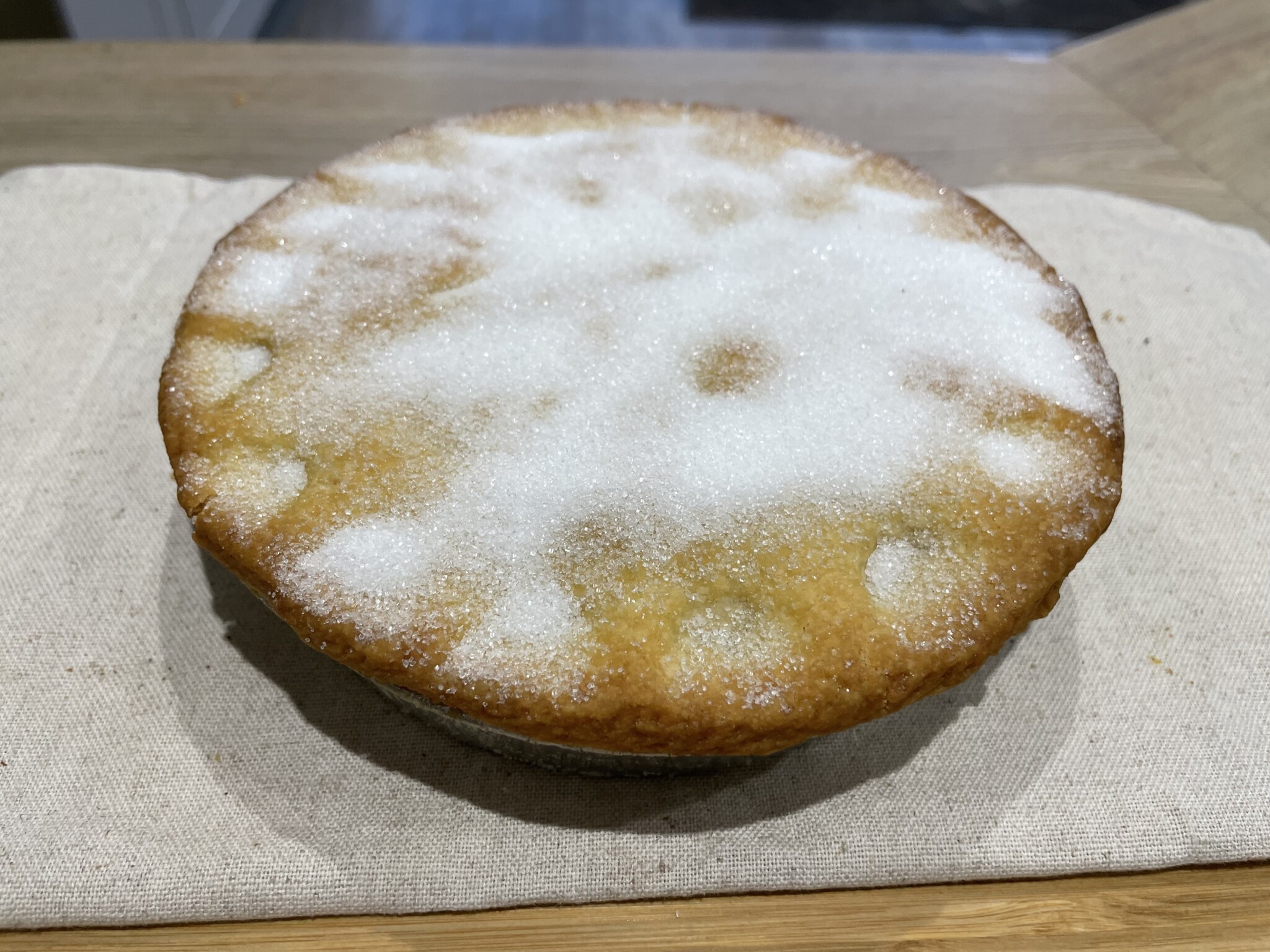 Apple & Blackberry Pie